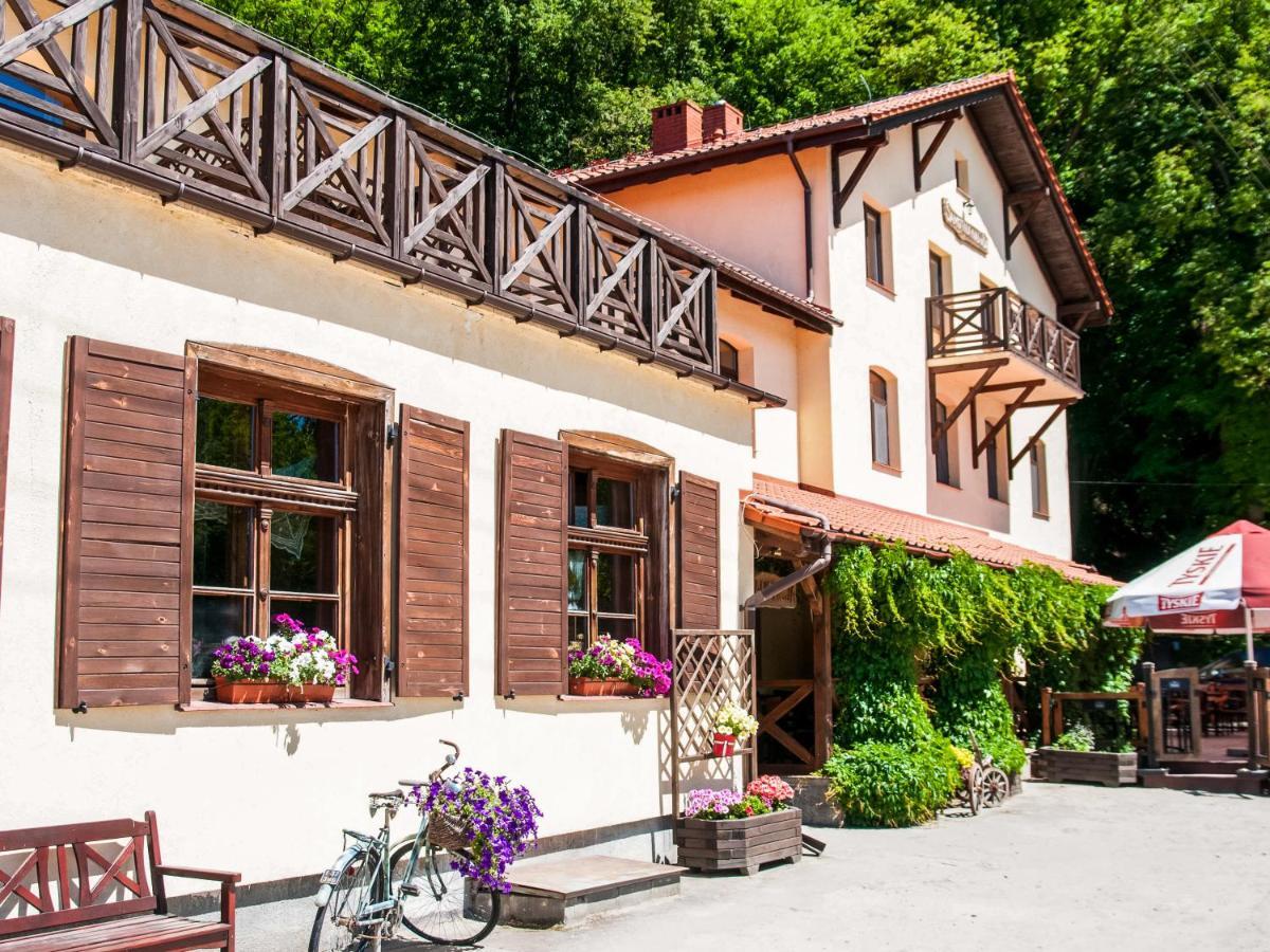Przystanek Tlen Bed & Breakfast Екстериор снимка
